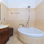 וילה Kamelia קאסיופי